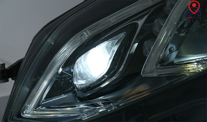 Faruri LED Xenon Facelift Design