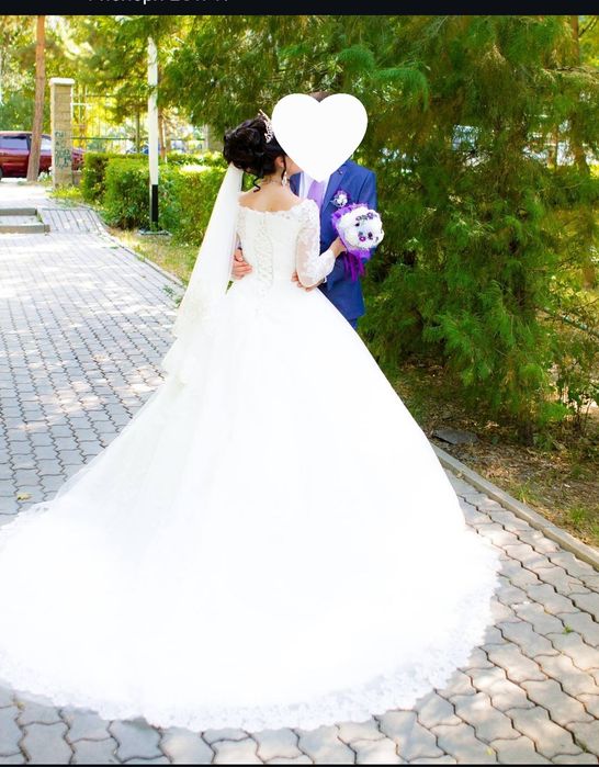 Свадебное платье