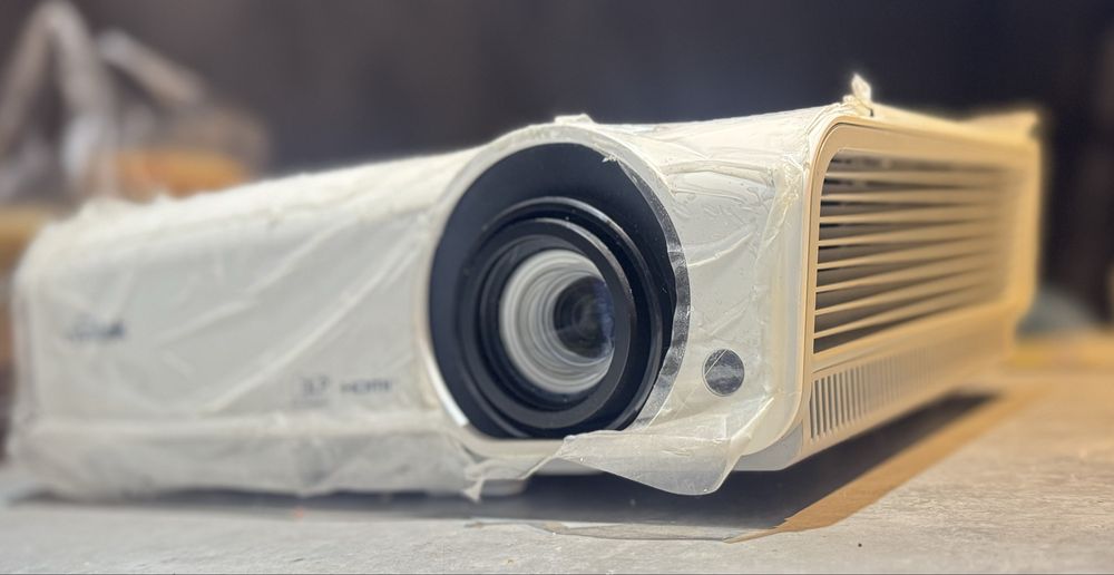 Продам проектор VIVITEK