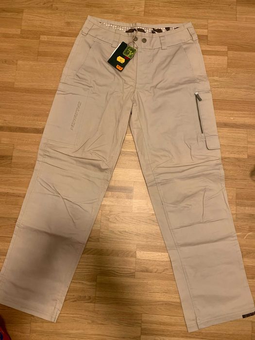 Pantaloni originali Salomon casual/drumeție