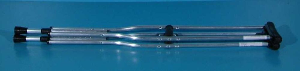Carje cu sprijin subaxilar Marime L aluminiu Noi / set 2 buc