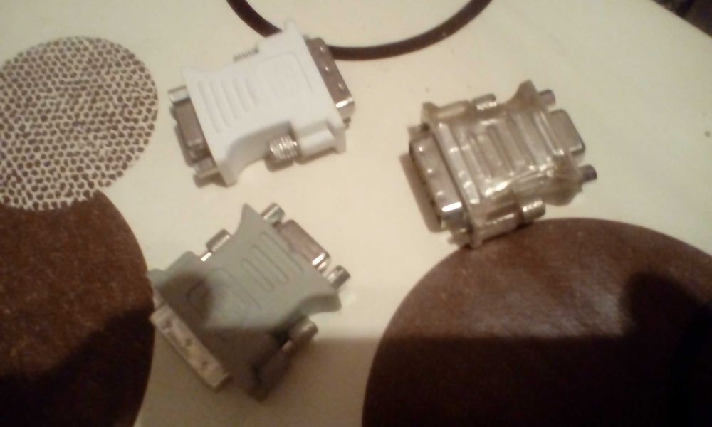 adaptoare , cabluri playstasion , netfix