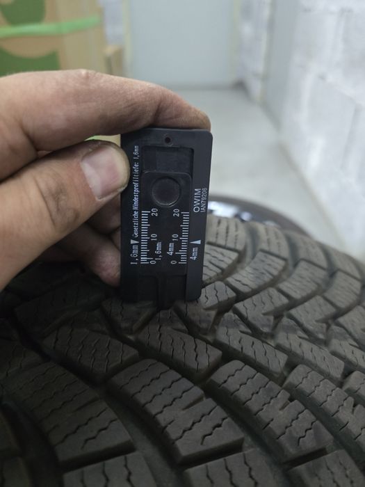 Vand roti/jante + anvelope iarna Falken Eurowinter HS01 225 45 R17