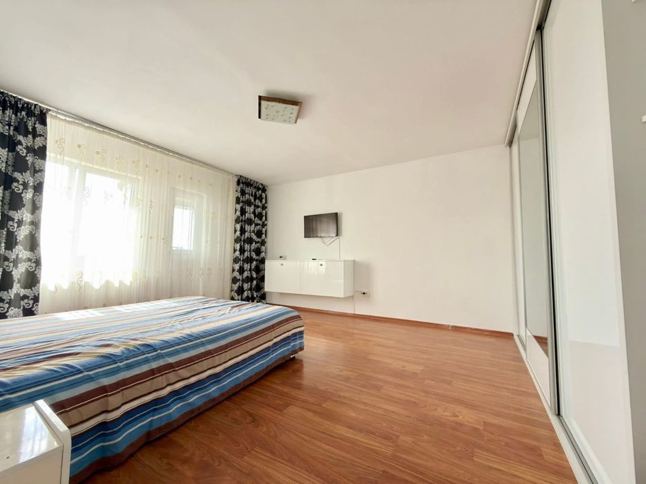 Vand /de vanzare studio bloc turn