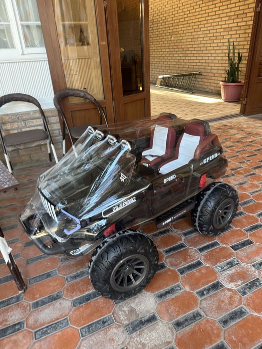 Детская машинка НОВАЯ