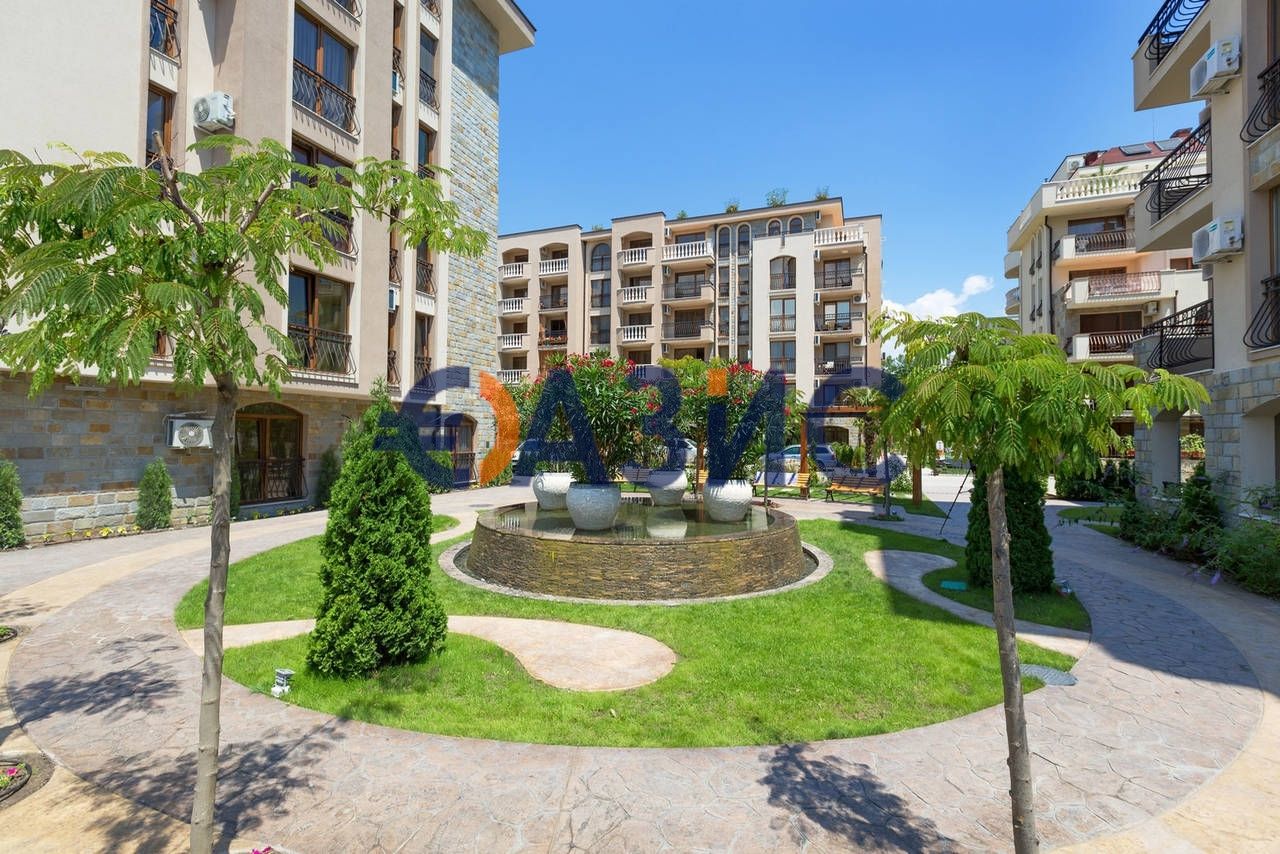 Продава се Едностаен апартамент в к.к. Слънчев бряг - 38 кв.м за 1843 €/кв.м - Снимка #9
