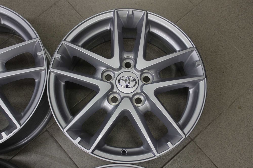 Нови оригинални джанти 16" Toyota Avensis, Auris, Corolla