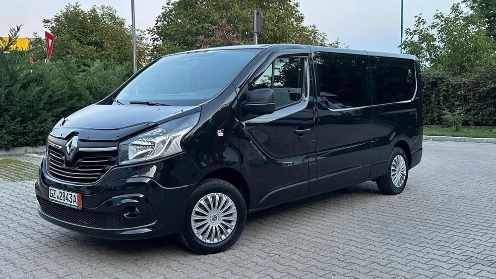 Renault Trafic 1.6 TDCi 140 Cp 2019 Euro 6 cu 8+1 Locuri Extra Lung vivaro