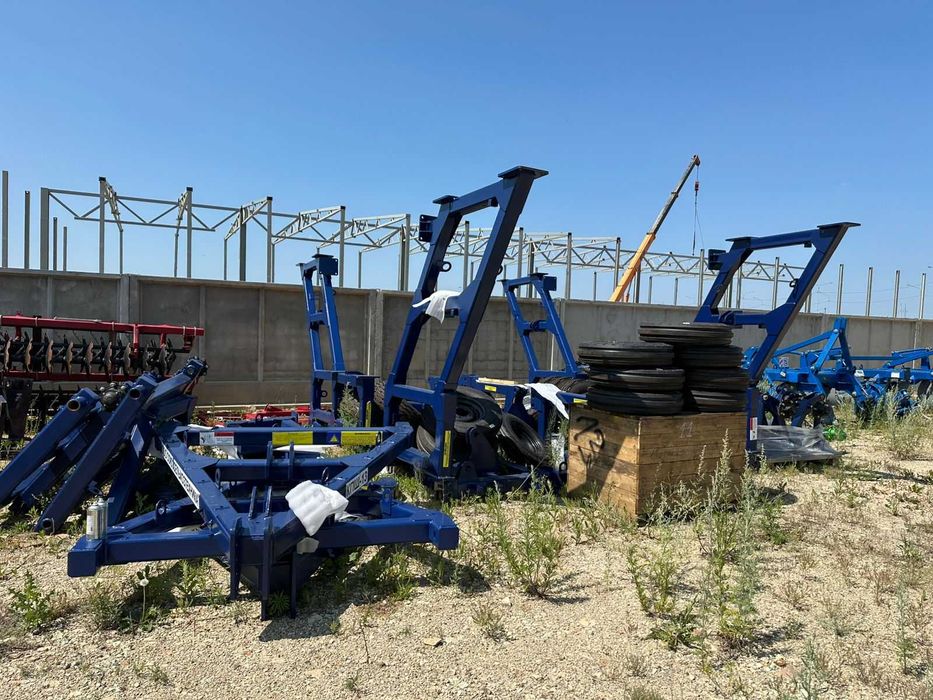 Культиватор-плоскорез широкозахватный КПШ-13