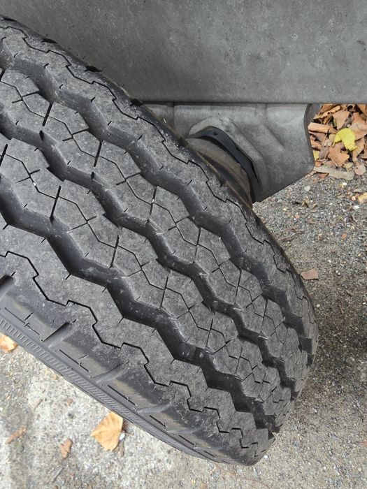 Vând platformă Blyss 2700kg 2022