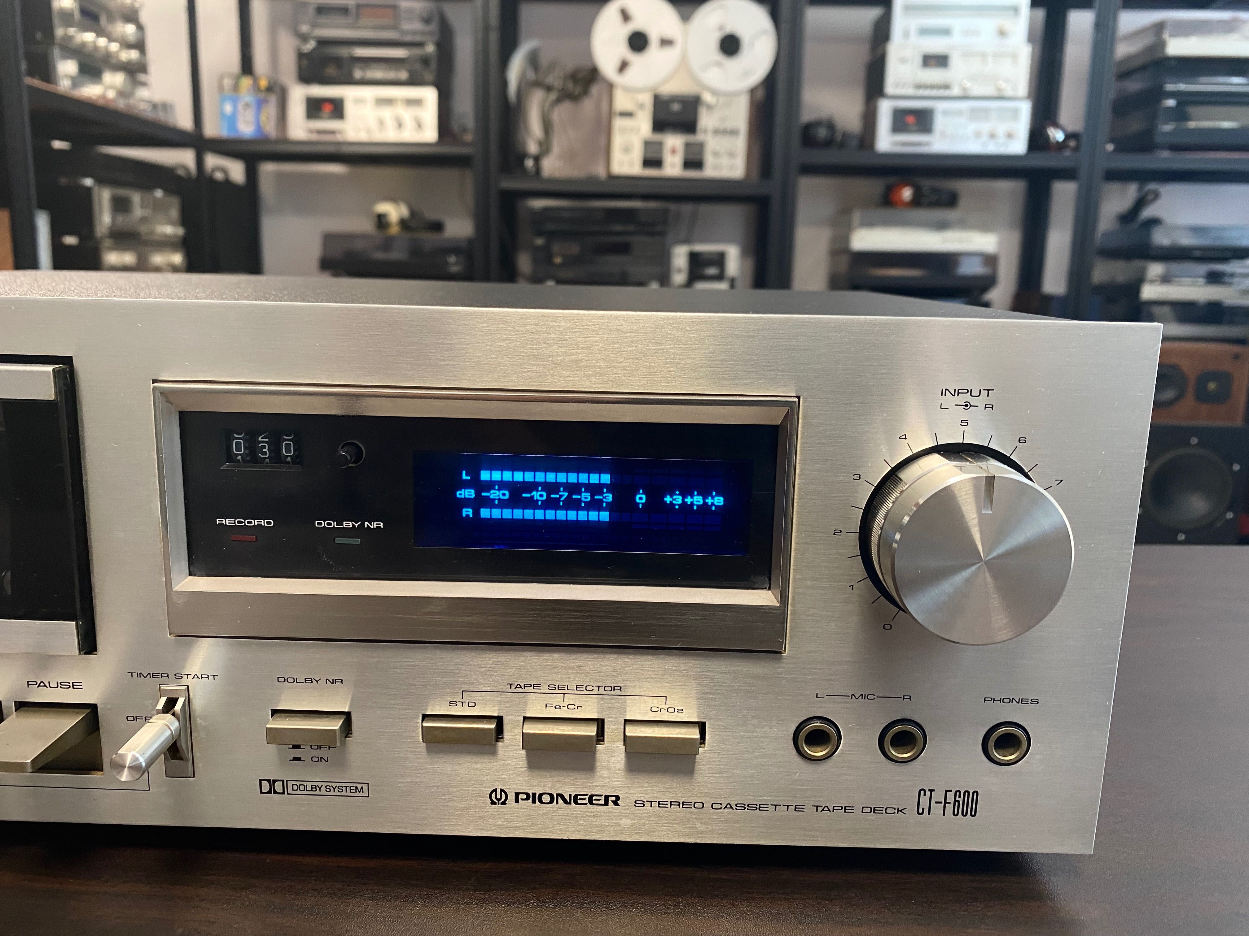 Касетен дек Pioneer