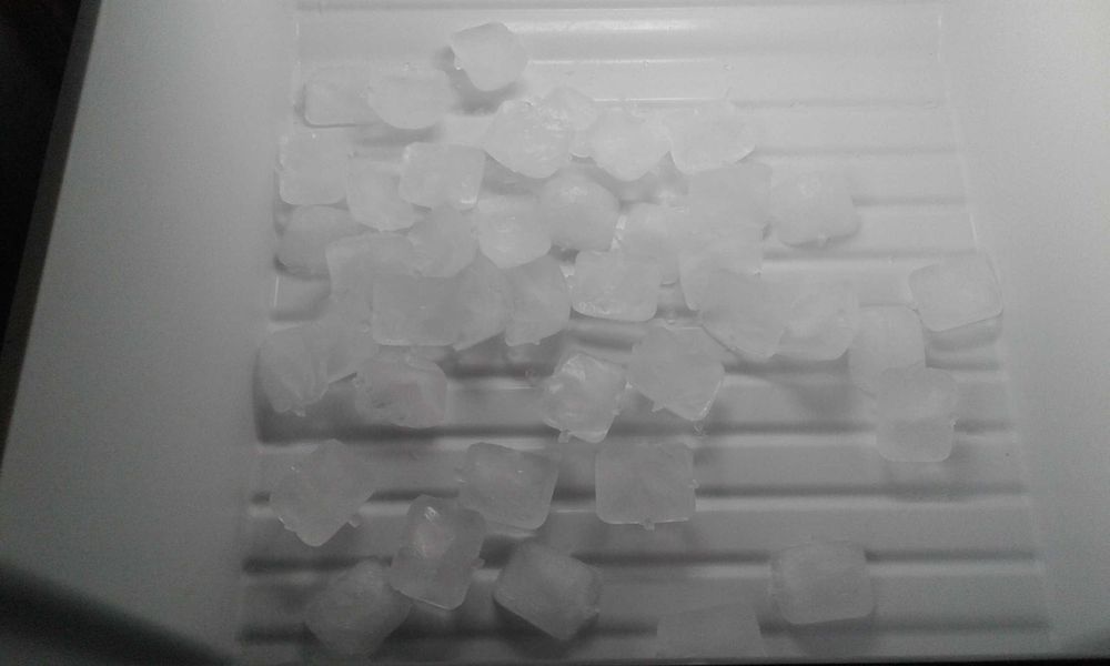 комбиниран хладилник Grundig вино