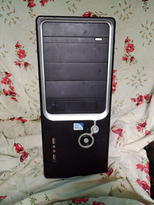 Urgent vând pc 4 ram în București negociabil