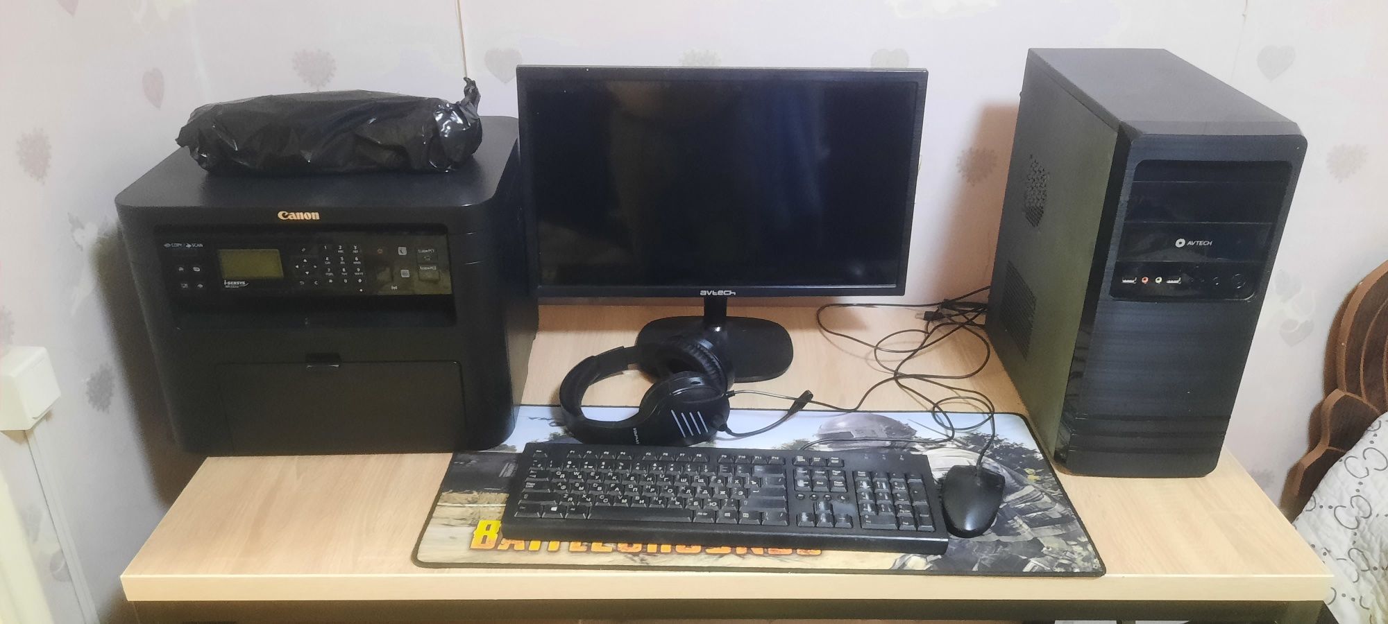 Kompyuter va printer 232 3v1 ishlashi zo'r aybi yoq yangi katrej.