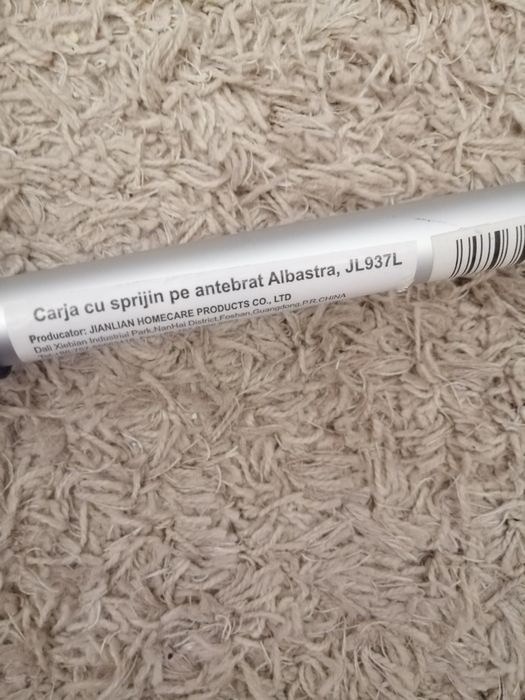 Set orteză fixă genunchi + 2 cârje – stare impecabilă