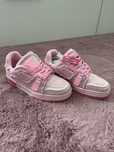 adidasi lv roz 37