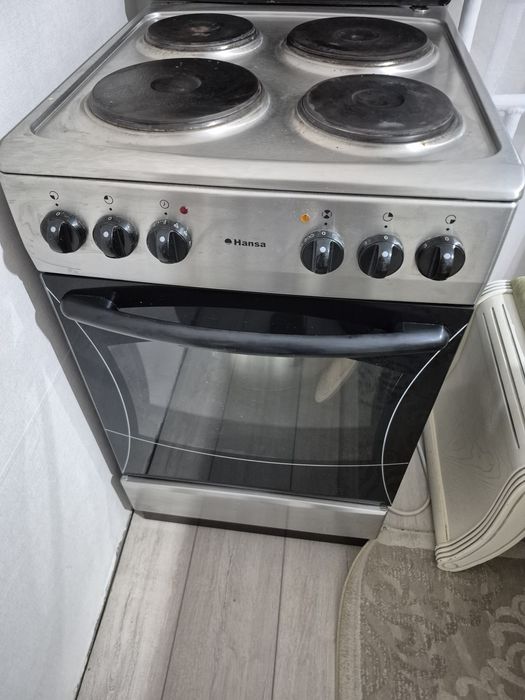 Продам электроплиту