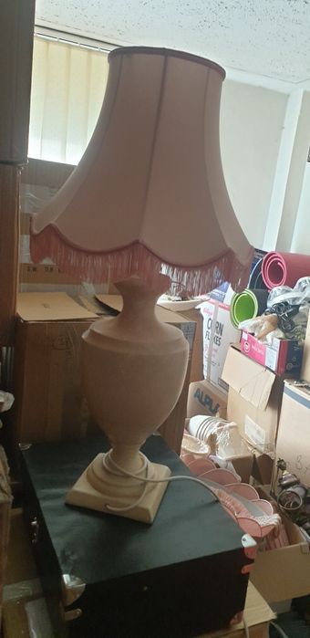 Lampa pentru noptieră