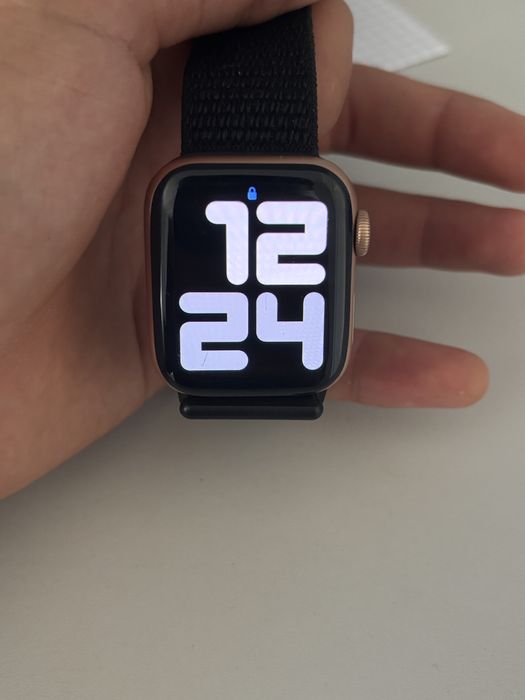 Часы apple whach se