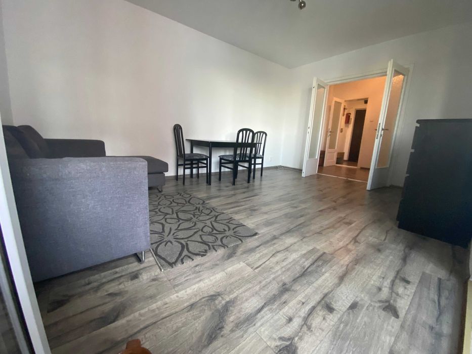 Dau in chirie apartament 2 camere, etaj 7, Sovata, cu vedere spre mal