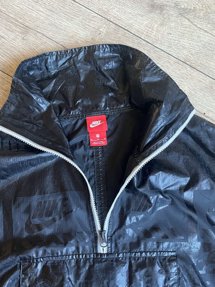 NIKE NSW Metallic  Jacket 1/2 Zip- Нов анорак размер М / Оригинал