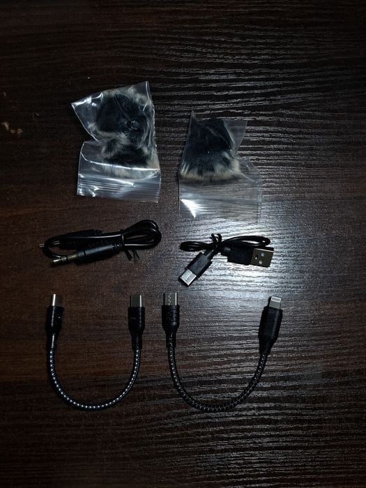 Петличный микрофон