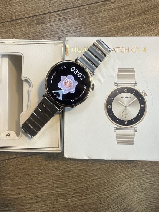 Huawei gt4 silver stainless steel 41mm перфектен!