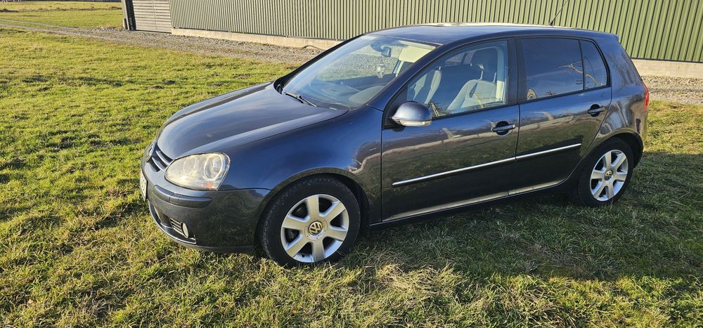Volkswagen golf 5