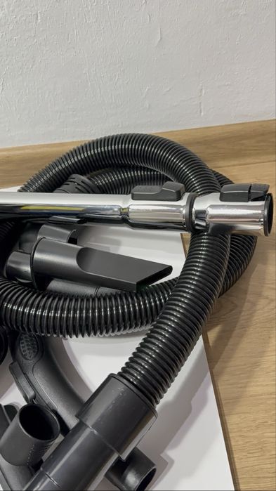 AMAZON BASIC - aspirator clasic cu fir