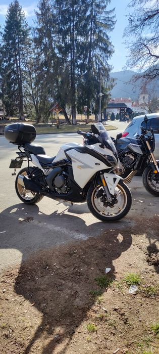 Motocicleta Cfmoto 650GT