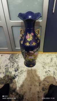 Продаётся новая фарфоровая ваза