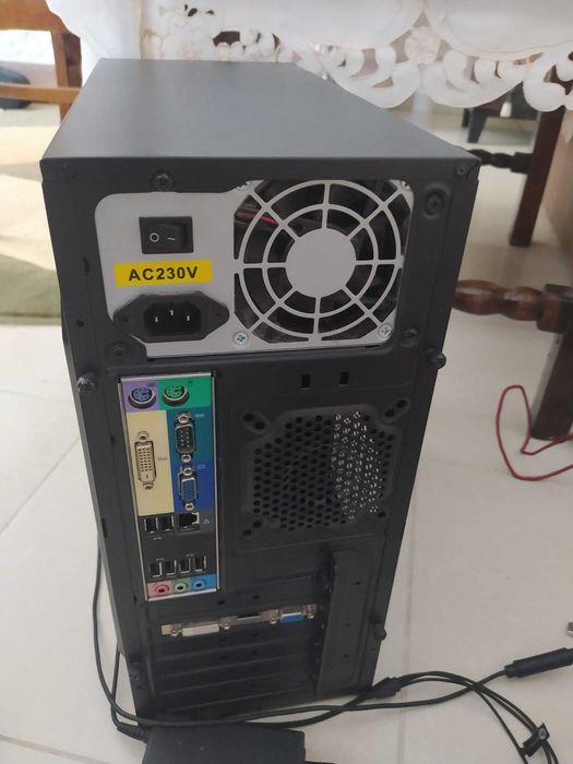 Calculator ( unitate PC)