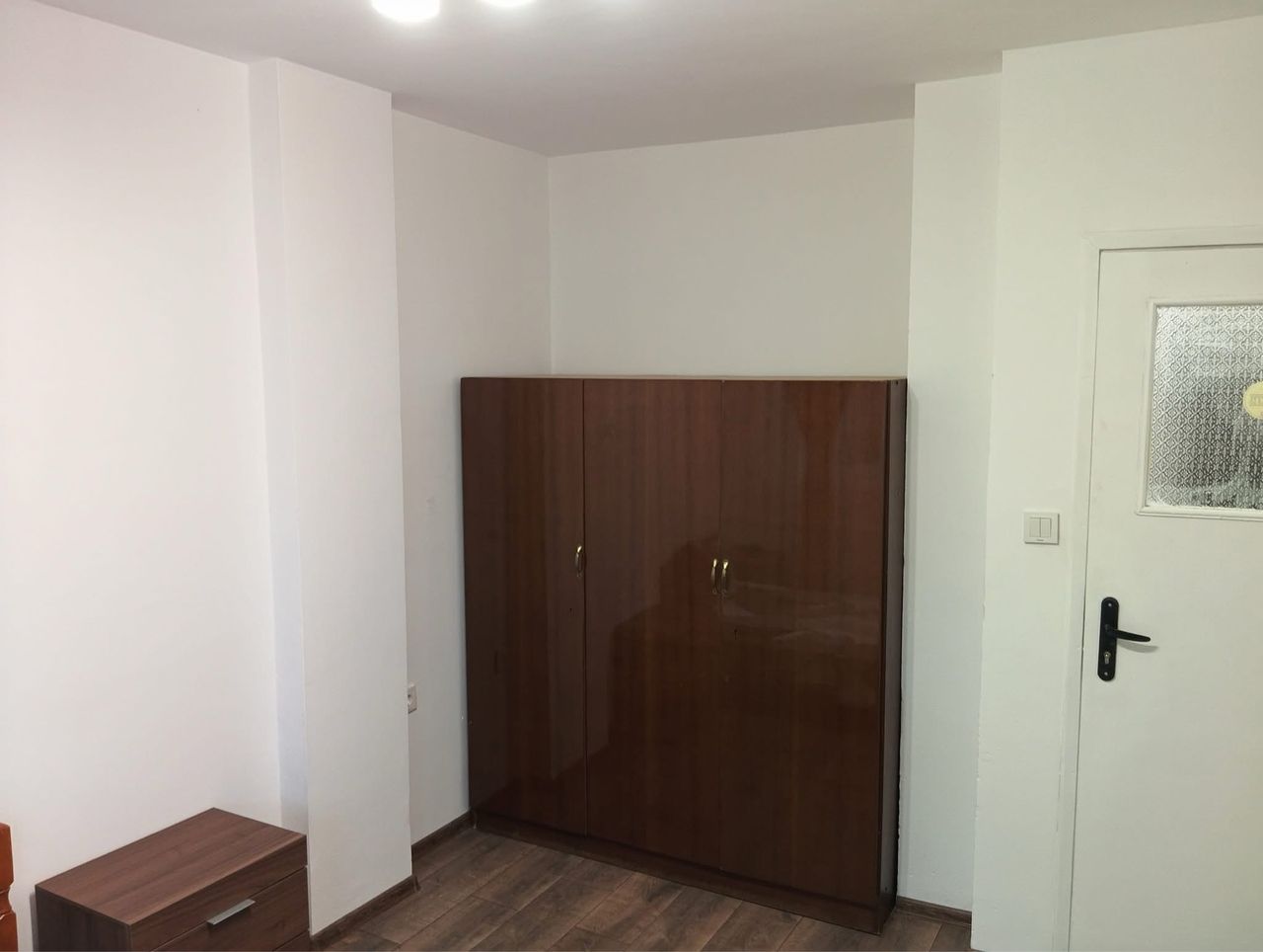 Дава се под наем Тристаен апартамент в Варна, Спортна зала - 100 кв.м за 561 € - Снимка #5