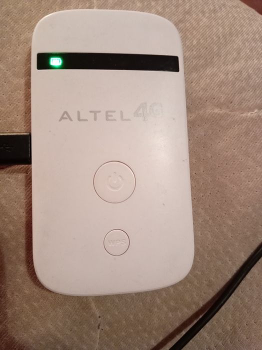Продается мышка и Altel 4g
