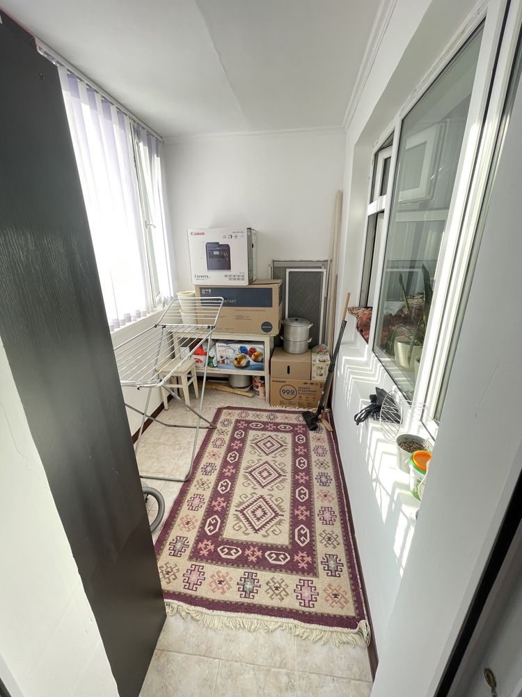 Срочно продаётся 2-х комнатная квартира в центре по Ул. Сатпаева 48.