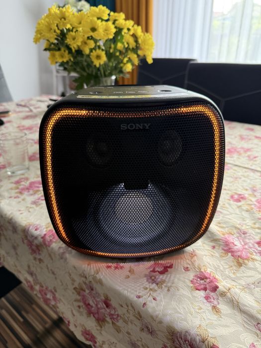 Boxa Sony cu assistant Google