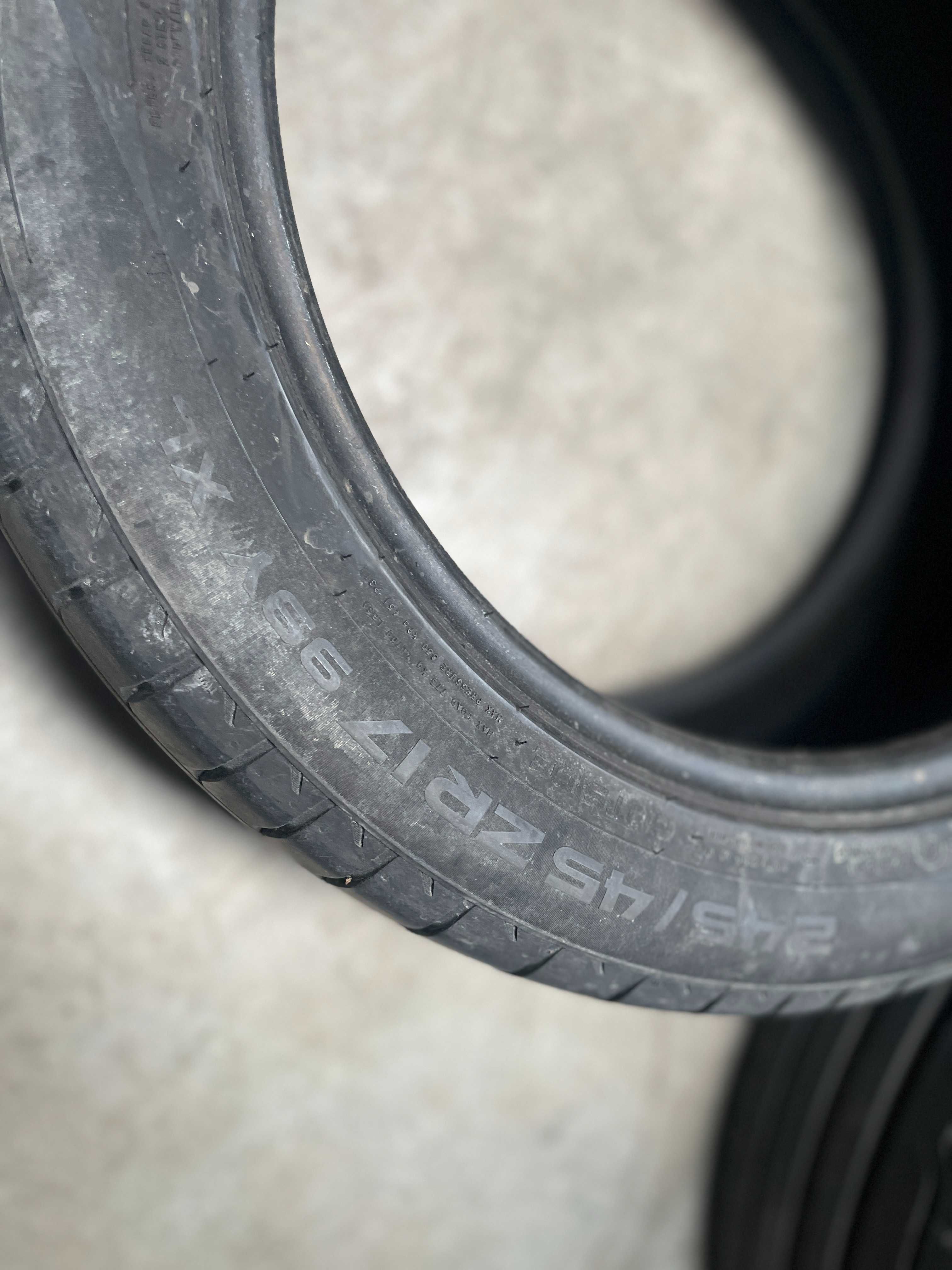 2x 245 45 17 Nokian Zline