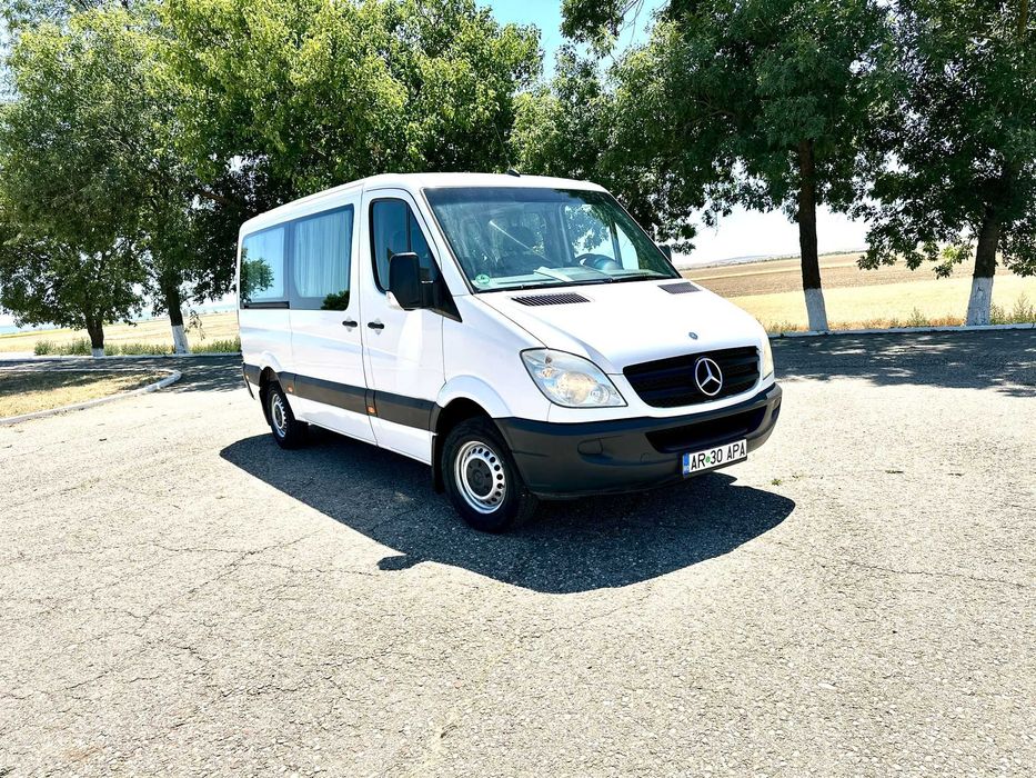 Mercedes Sprinter 8+1 locuri 2.2 Diesel 130 Cp 2010