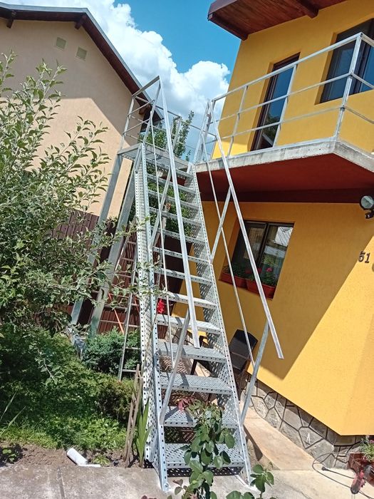 Scara metalica zincata facem și montaj