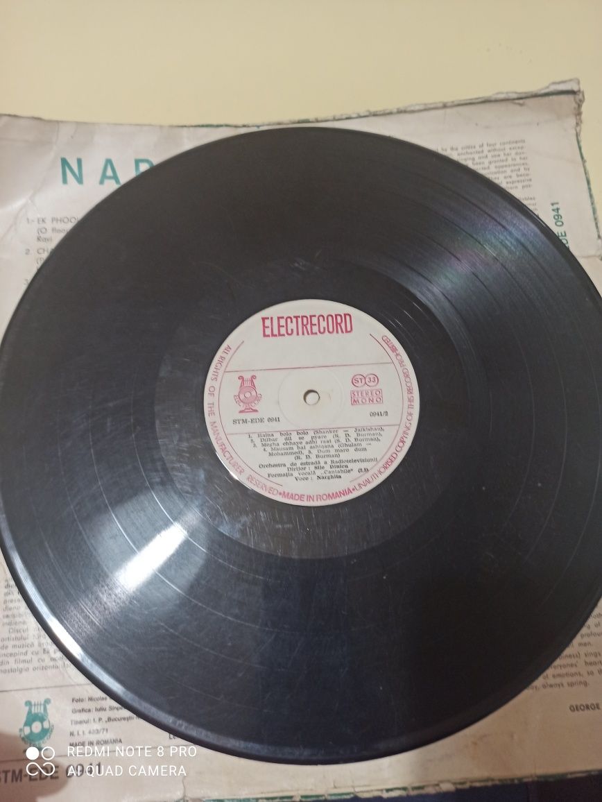 Disc vinil placa Narghita - melodii din filme indiene