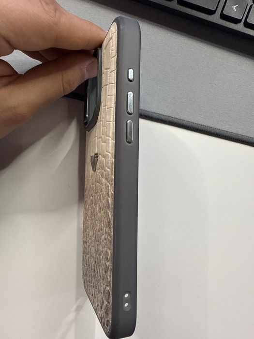 Carcasa Velante - Iphone 16 Pro Max