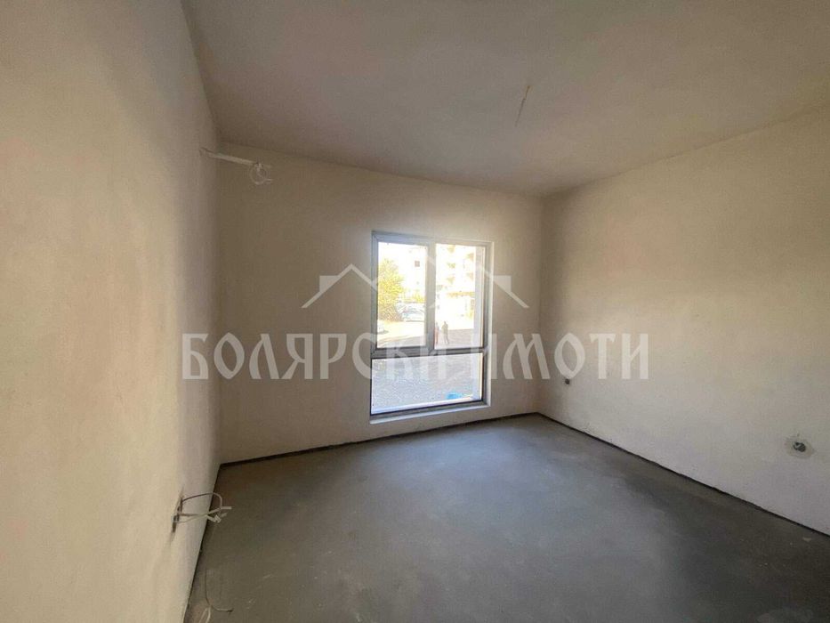 Продава се Тристаен апартамент в Велико Търново, Бузлуджа - 91 кв.м за 1300 €/кв.м - Снимка #3