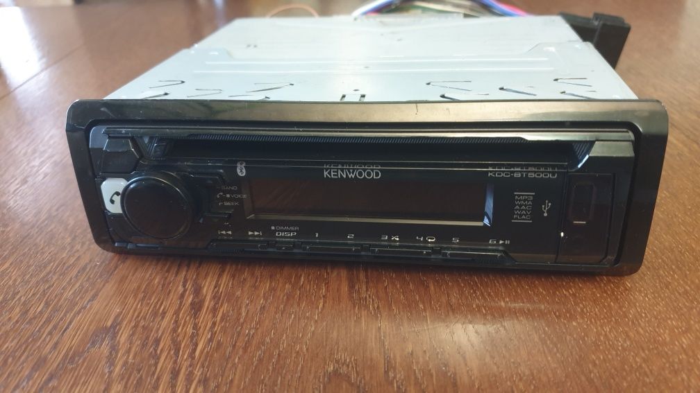 Авто плеър радио музика за кола Кенуулд Kenwood MP-3 USB AUX Bluetooth