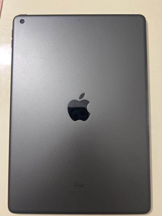Продам ipad 7го поколения