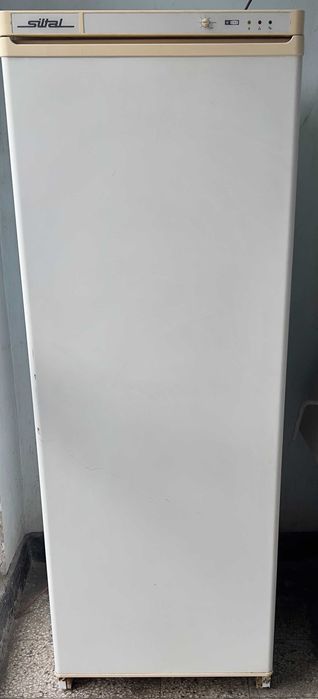 Вертикален фризер Силтал