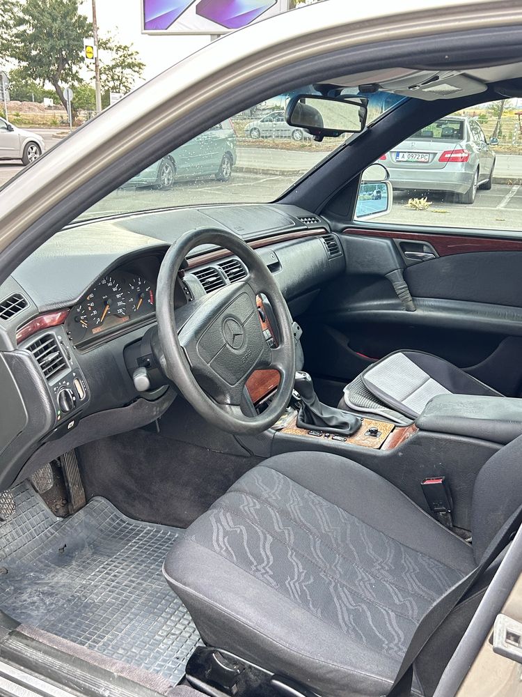Mercedes E290 Дизел