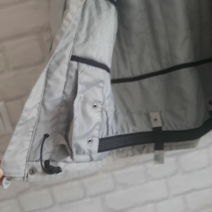 Ски яке Quiksilver 10 к. 12 год. 20 лв