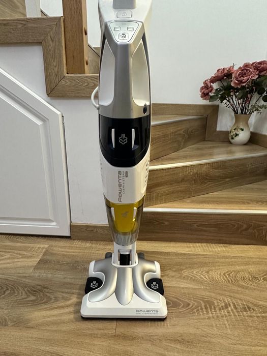 Aspirator vertical cu aburi Rowenta Clean & Steam RY8561WH