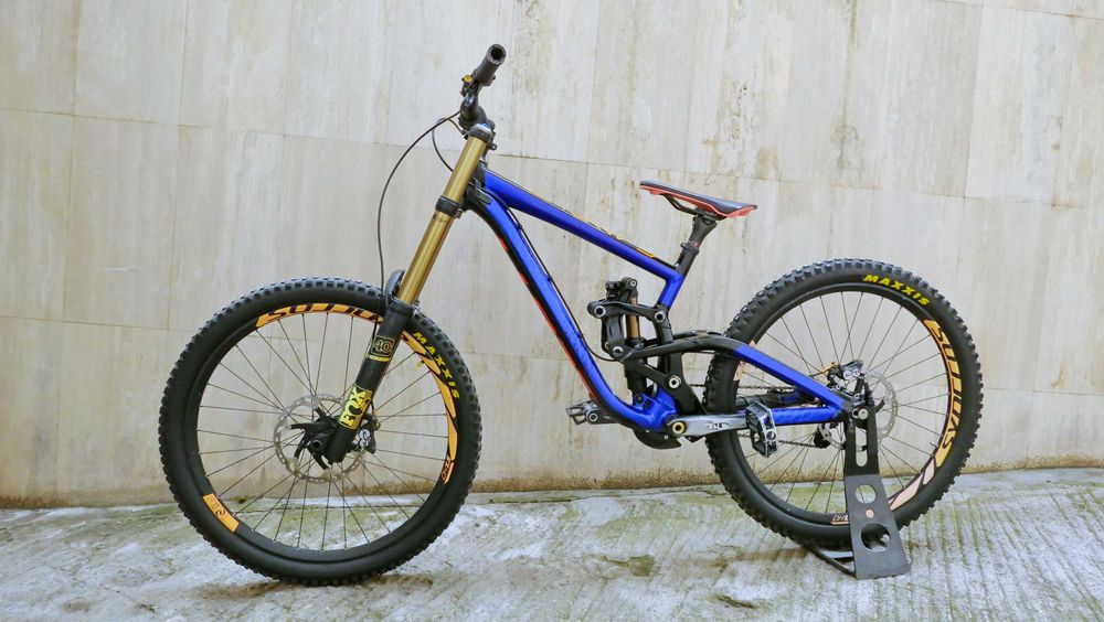 Scott Gambler 710 DH, 27.5, FOX 40 Kashima, 210 ход, 1х, Shimano Zee