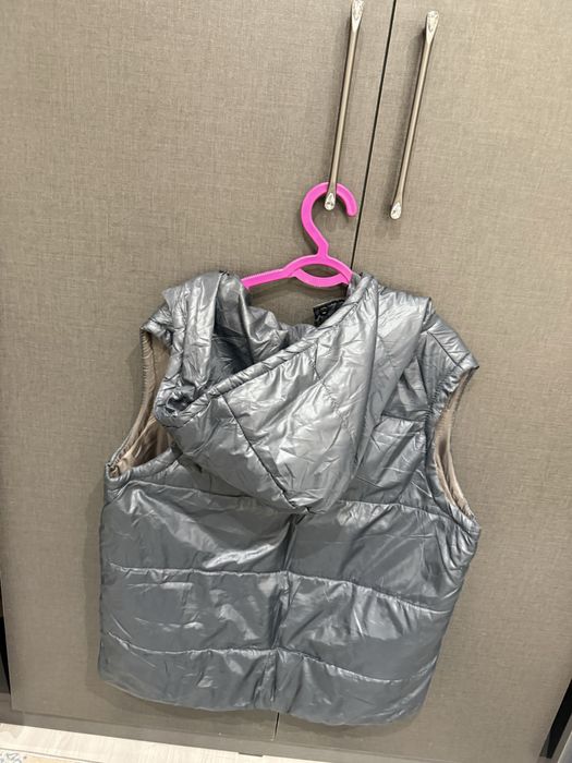 Безрукавка nike.